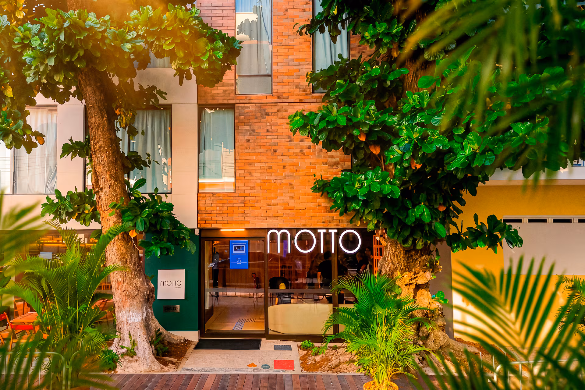 Entrace of the Motto by Hilton Recife